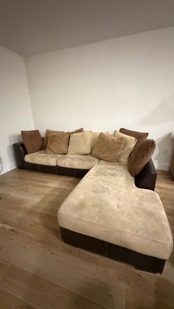 Sectional couch