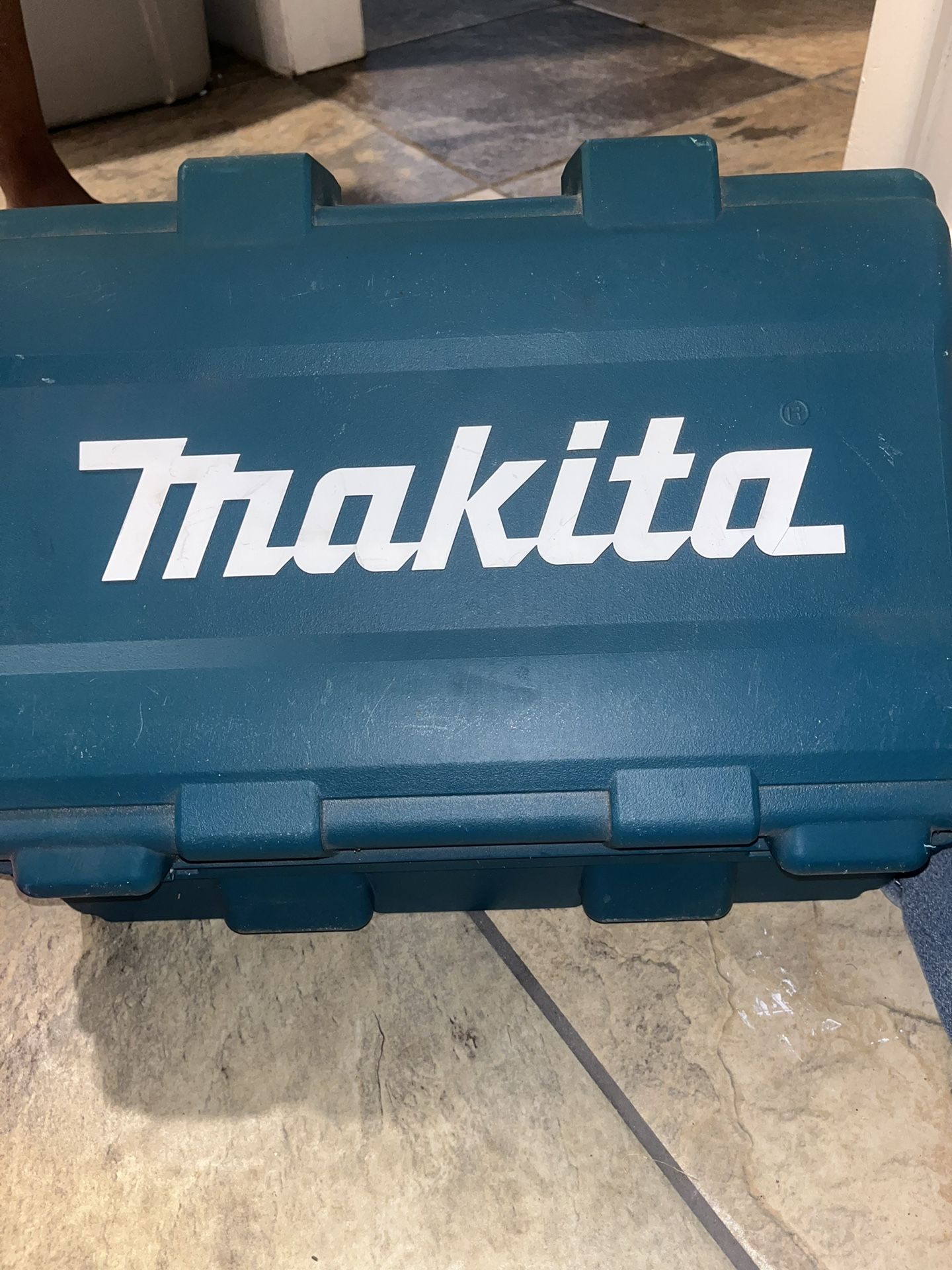 Makita 