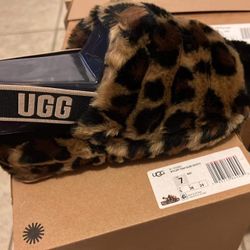 Uggs Brand New Different Size And Colors 