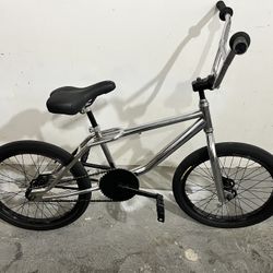 GT bmx BIKE 