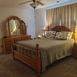5 Piece American Signature Bedroom Set