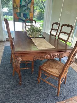 French Provincial Carved Oak Dining Table with 6Chairs