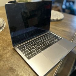MacBook Pro 13 Inch 