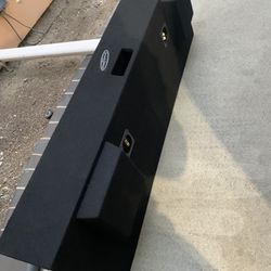 Groundshaker Subwoofer Box Dual 10”  Ported