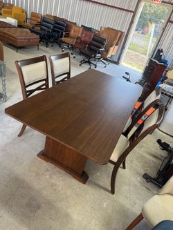 dinning set brown with 4 chairs