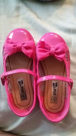 Girls shoes