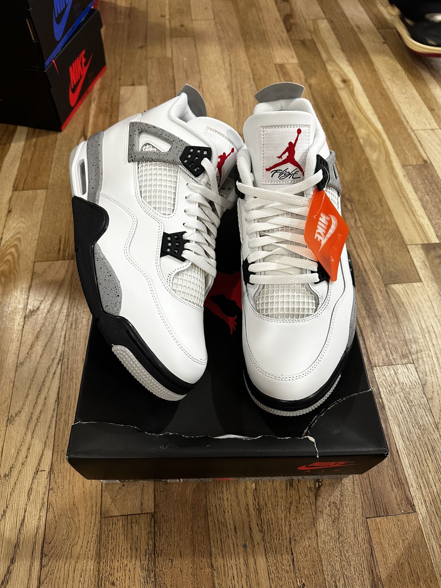 Jordan 4 “White Cement”