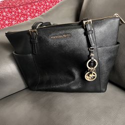 Michael Kors Bag (Black)