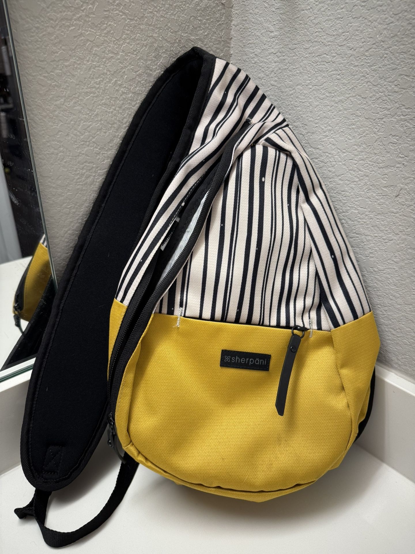 Hiking Sling Pack
