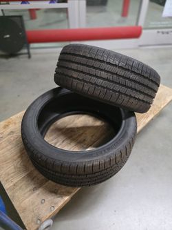 Goodyear 235 40 19 x 2 Like New