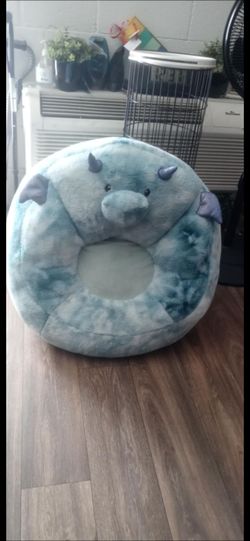 Kids Cozy seat pickup 2-8:30 pm rainbow/charleston cash only read description