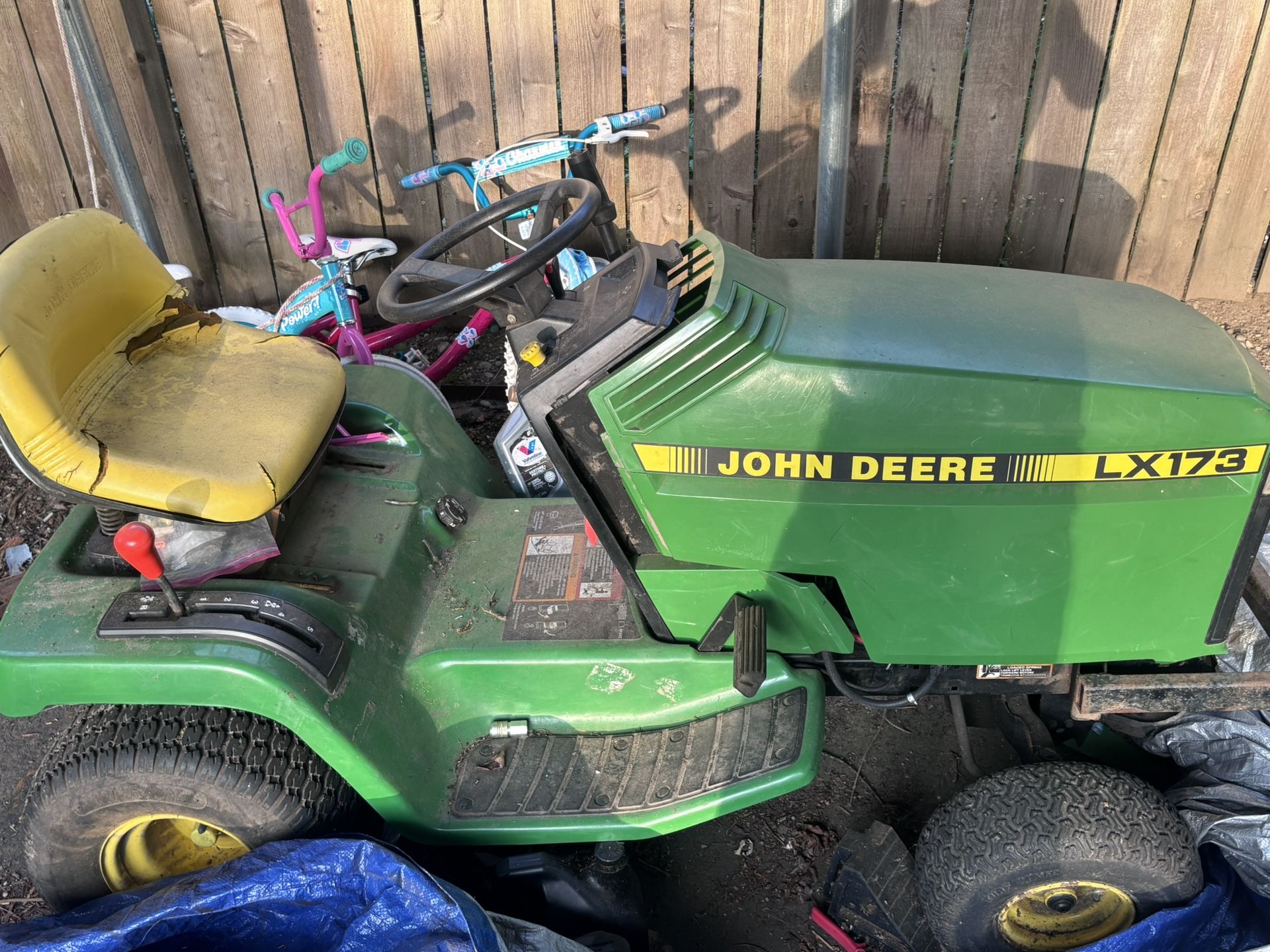 John Deere Lx173