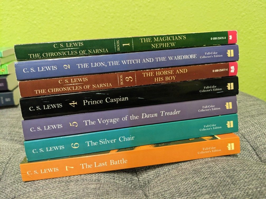 Narnia Book Set -$10