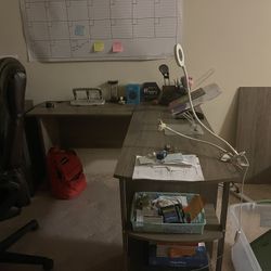 L shaped Desk