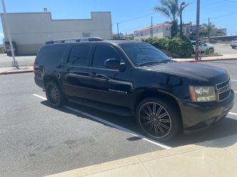 Suburban 2009 lx