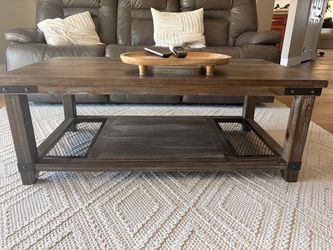 Rustic/farmhouse coffee and end table