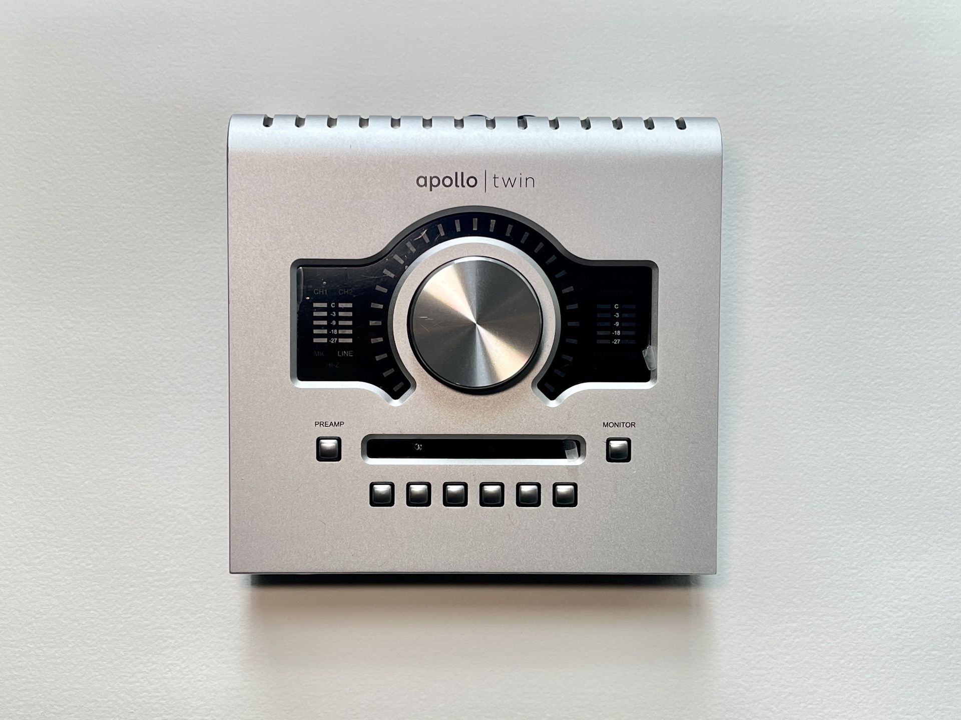 Universal Audio Apollo Twin SOLO Thunderbolt Audio Interface (2010s) With Thunderbolt Cable