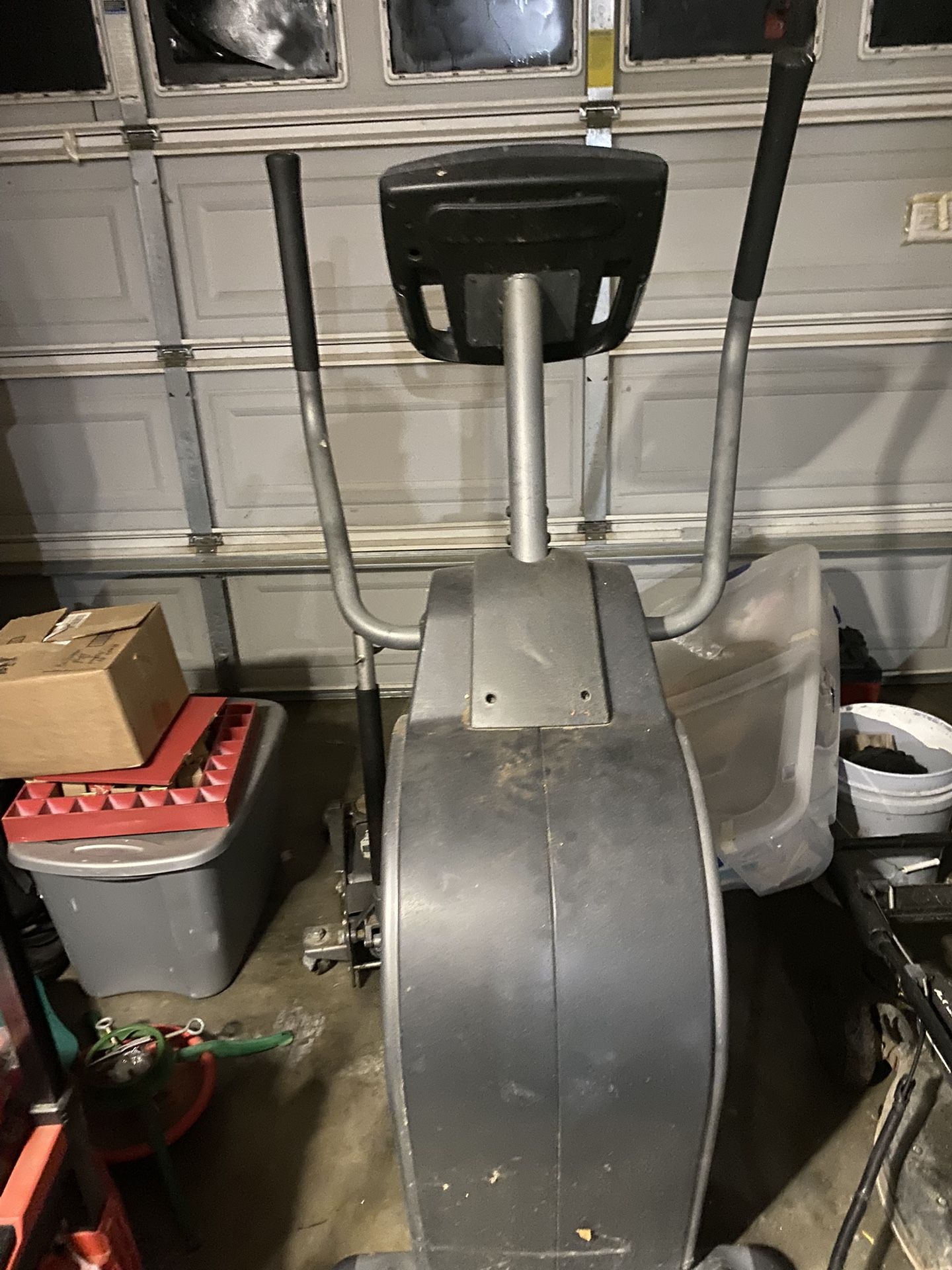 *FREE* Elliptical Exercise Machine *FREE*