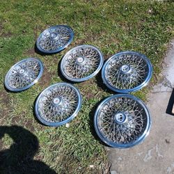 6 Hubcaps Oldsmobile 14 Inch 