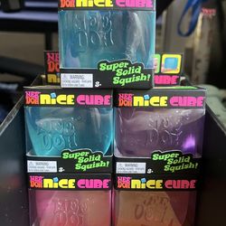 NeeDoh Nice Cube Glitter and Glow (Colors May Vary)