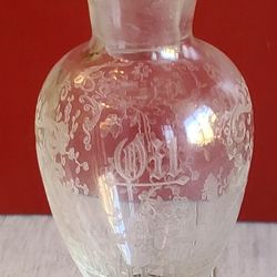 Vintage 
CAMBRIDGE CRYSTAL & SHEFFIELD STERLING 
OIL & VINEGAR CRUET