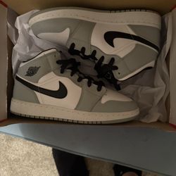 Jordan 1 Smoke Greys! 