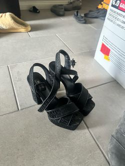 DKNY heels