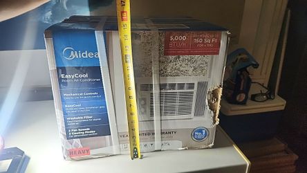 Midea 5000 BTU Window Air Conditioner Small Room AC 150 Sq Ft EasyCool NEW