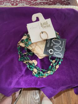 Twist multistrand necklace 