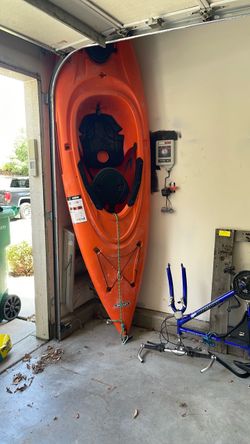 Lifetime kayak 10 ft sit in