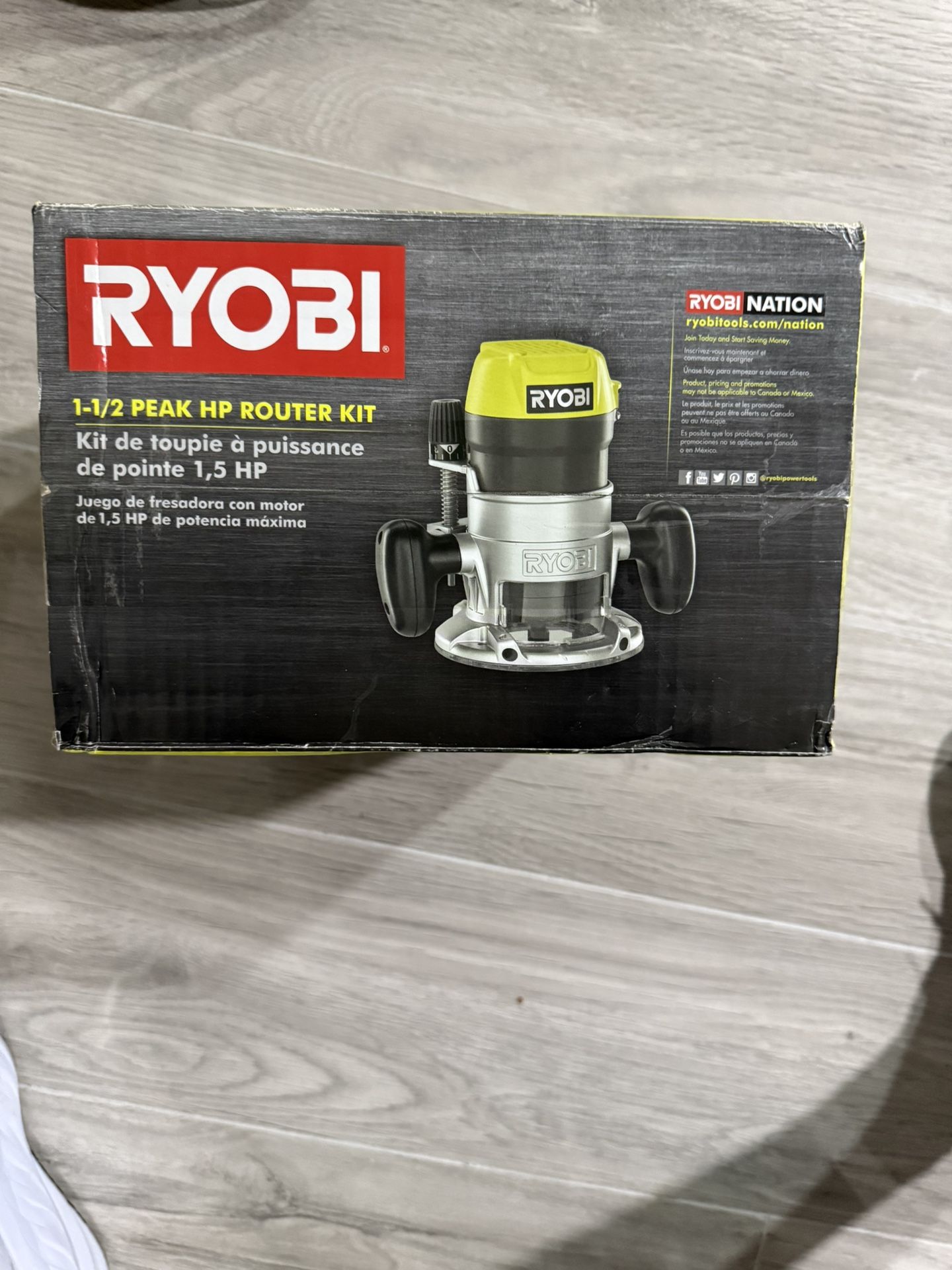 Ryobi 1-1/2 Peak HP Router Kit (R1631K)
