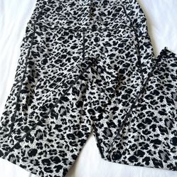 Zyia Leopard Brilliant Hi Rise Leggings Size 12 Large Pockets Black Cheetah Activewear Active 