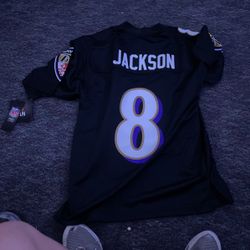 Adult Medium Lamar Jackson Jersey (never worn) 