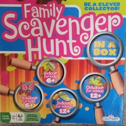 Family Scavenger Hunt In A Box Game

