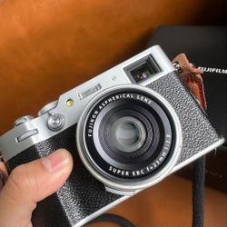 Fujifilm X100VI Digital Camera 