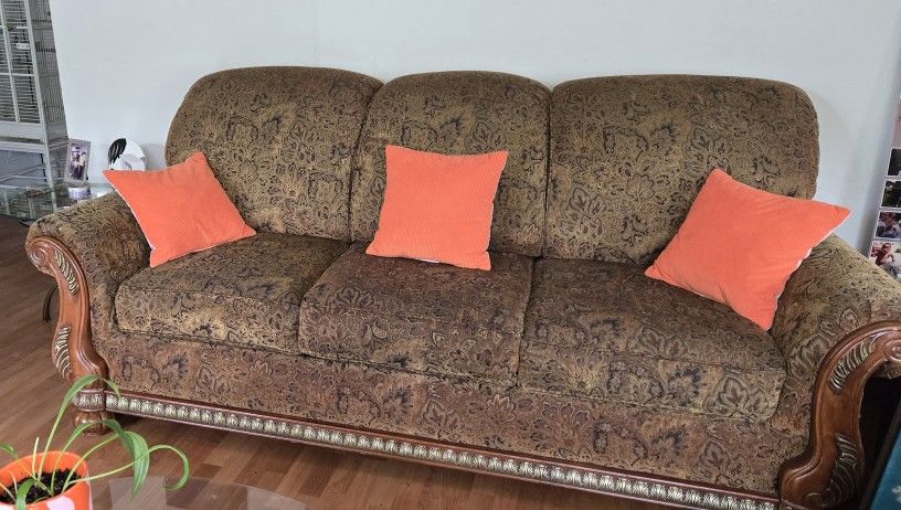 SOFA  SET   WOOD  &  FABRIC