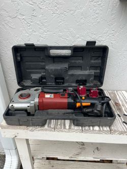 Central Machinery 62203 12 Amp Portable Electric Pipe Threader