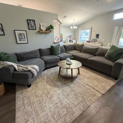 Havertys sectional (delivery available)