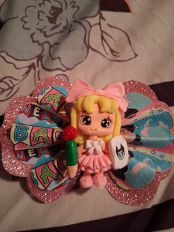 Sleeping beauty school bow