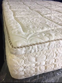 ⭐️Kings start at 175 ⭐️ ⭐️ Queens start at $100 ⭐️ ⭐️ ⭐️Fulls start at $90 ⭐️ ⭐️ ⭐️ ⭐️ Twins start at $85  👉🏼 Adjustable beds deeply discounted too