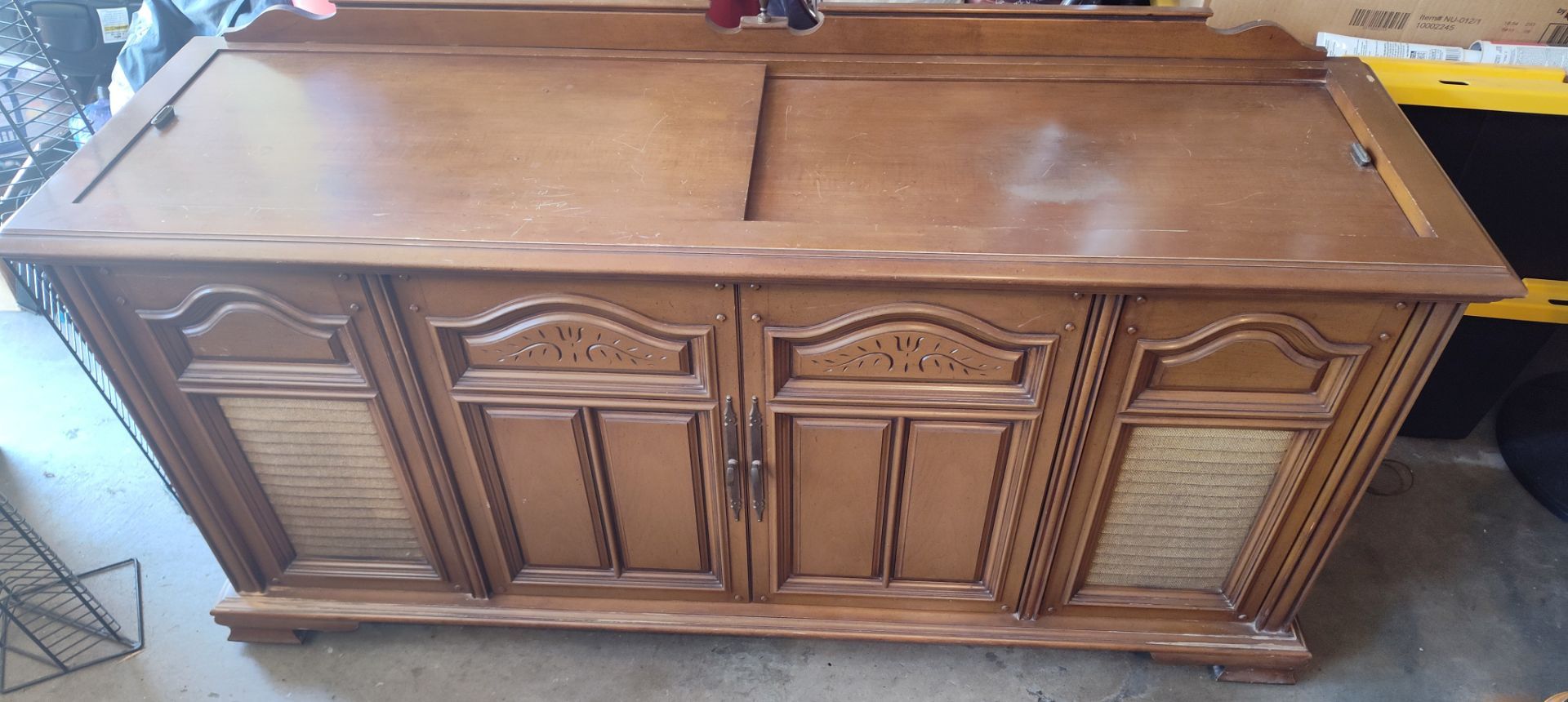Magnavox console stereo