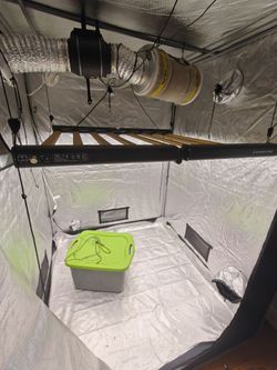Premium 5x5 Grow Setup - Growers Choice roi-e720, AC Infinity etc.