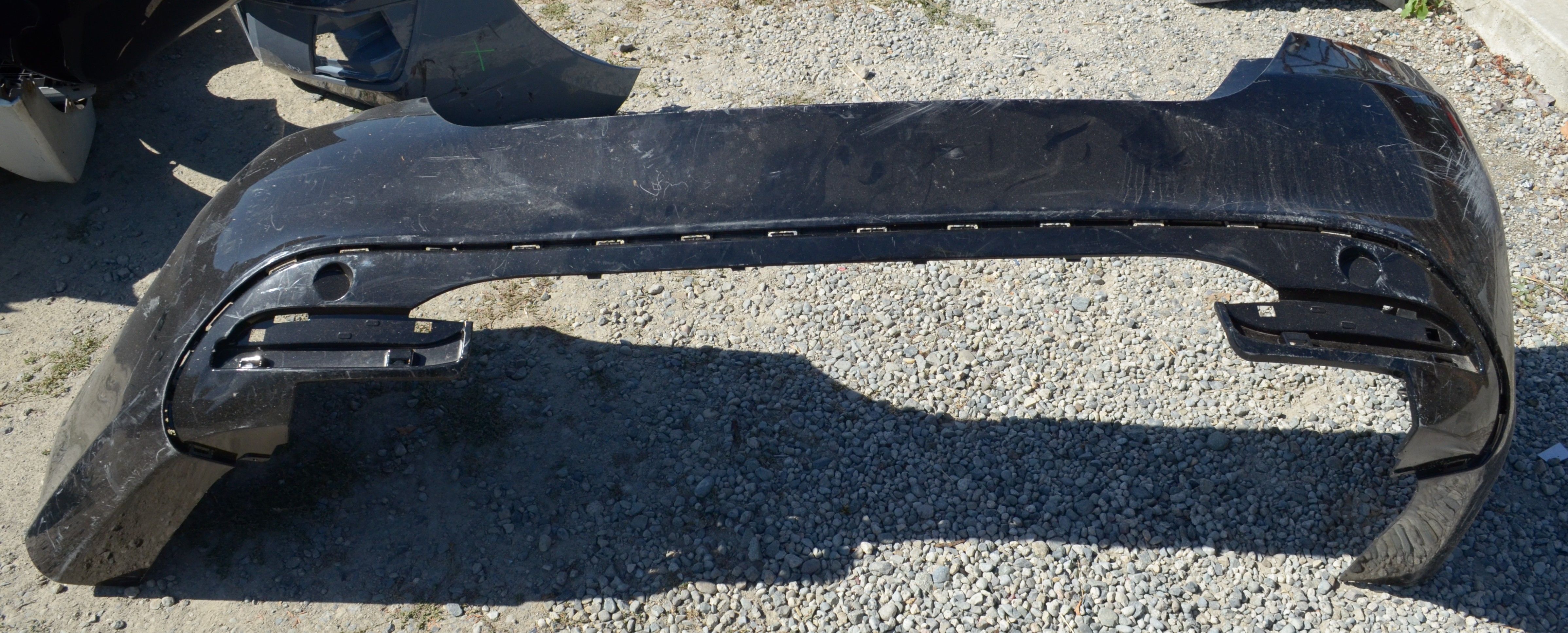 USED REF#U0118 || 2015-2017 CHRYSLER 200 || REAR BUMPER COVER ONLY