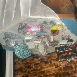 FREEBIES! (free w/ purchase) 