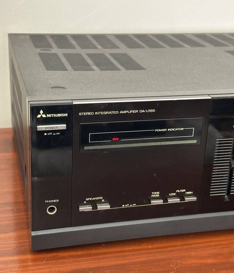 Vintage 1980s Mitsubishi DA-U155 Working Stereo Integrated Amplifier
