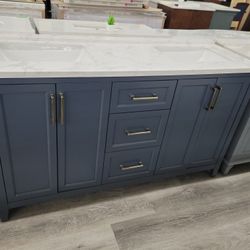 Bathroom Vanity 61" 