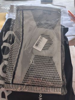 Criqos knee brace