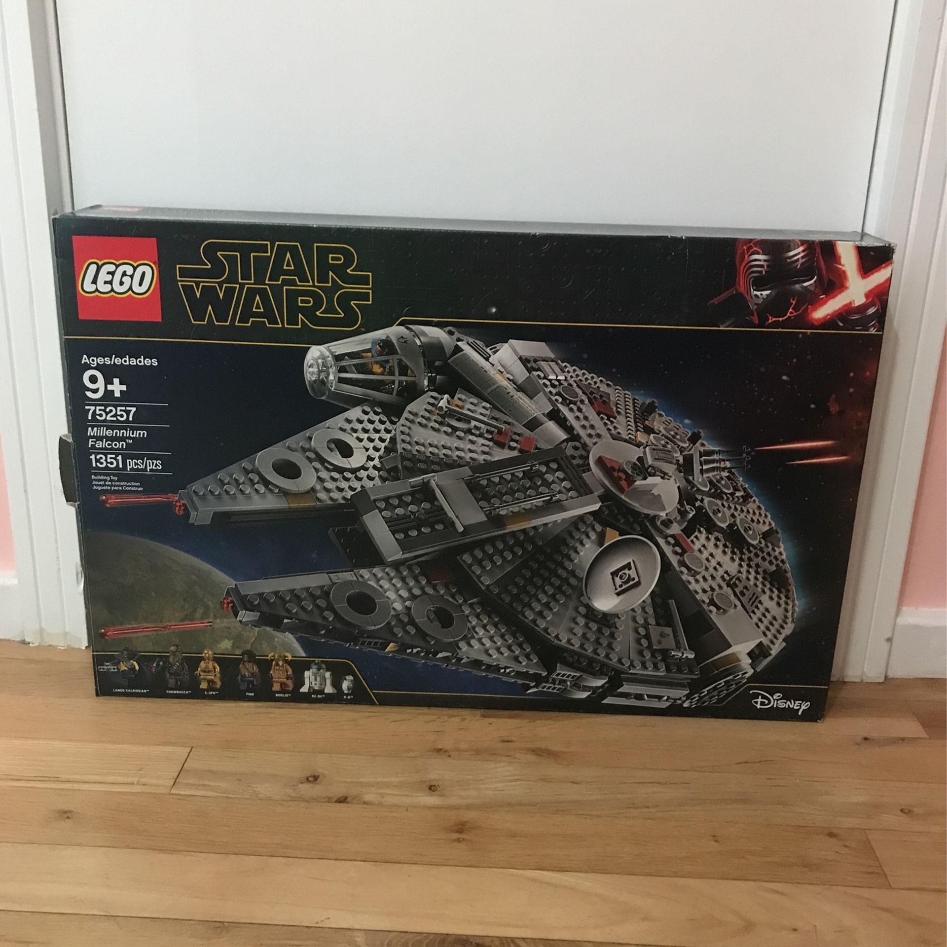 Star Wars Millennium Falcon Lego Set 1351 PCs