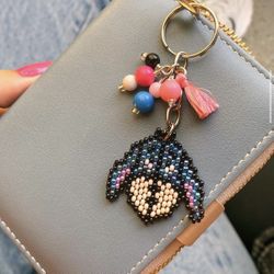 Llavero Igor (Winnie the Pooh) en chaquira / Handmade Eeyore Keychain – Winnie the Pooh 