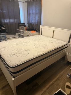 Ekea Full size bed +matress